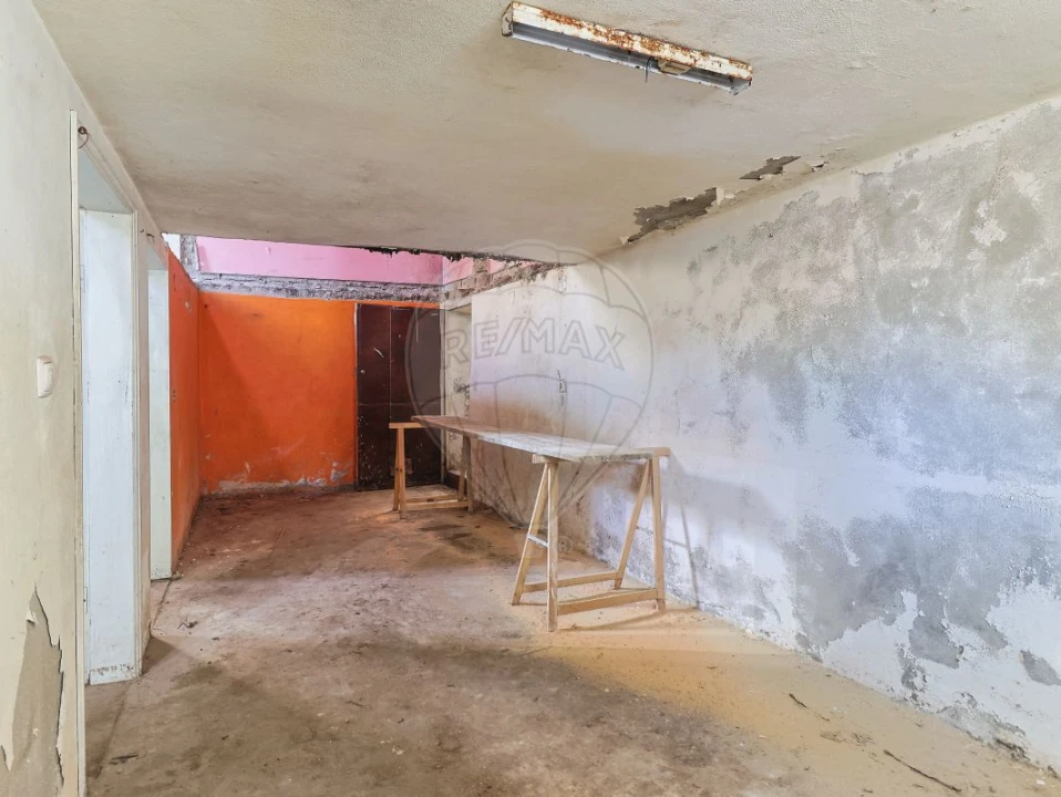 Moradia T2 para Venda em São Pedro Foto 6