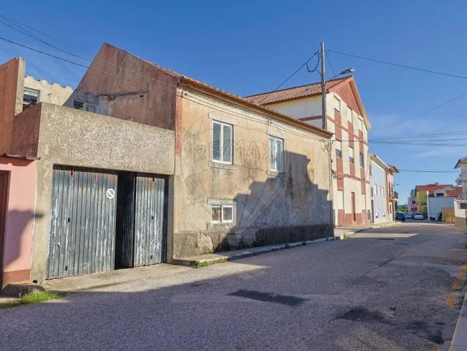 Moradia T2 para Venda em São Pedro