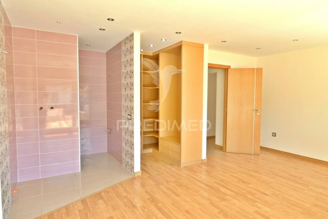 Moradia T7 para Venda em Bidoeira de Cima Foto 20