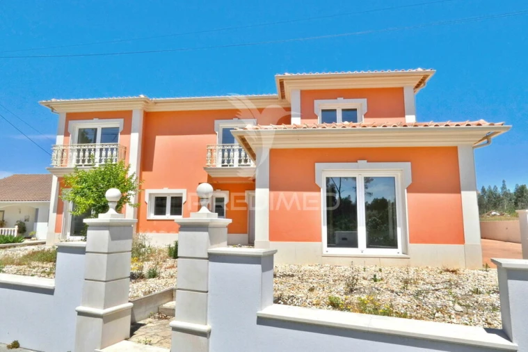 Moradia T7 para Venda em Bidoeira de Cima