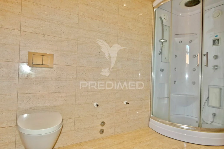 Moradia T7 para Venda em Bidoeira de Cima Foto 11