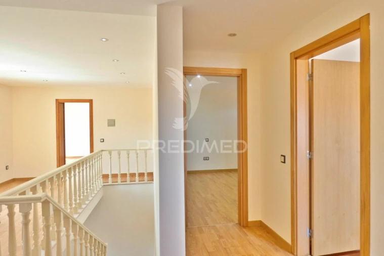 Moradia T7 para Venda em Bidoeira de Cima Foto 18