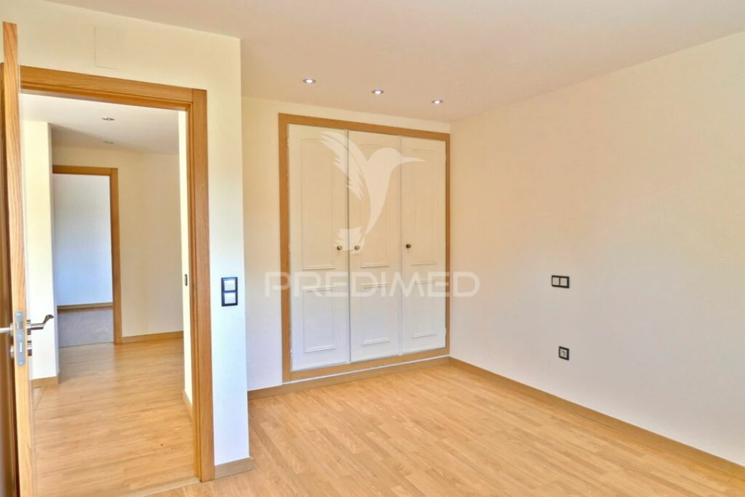 Moradia T7 para Venda em Bidoeira de Cima Foto 13