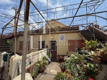 Moradia T5 para Venda em Arco da Calheta