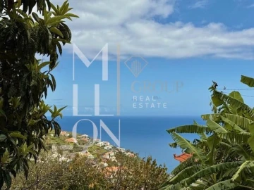 Moradia T5 para Venda em Arco da Calheta