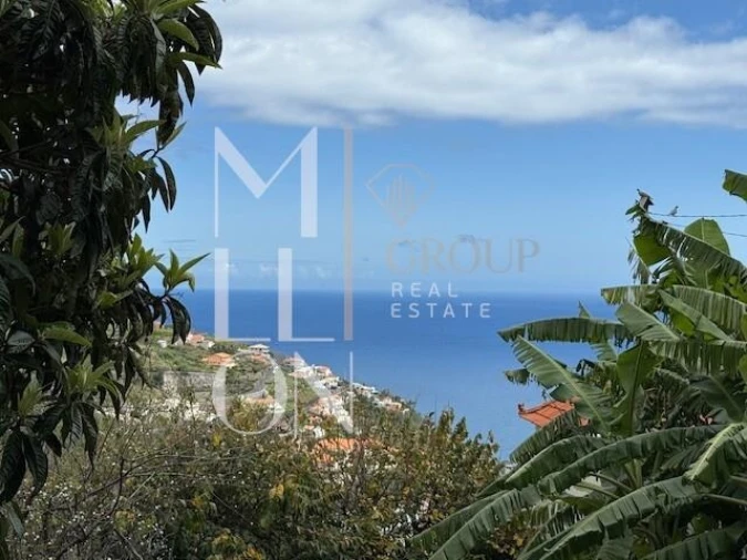 Moradia T5 para Venda em Arco da Calheta Foto 23
