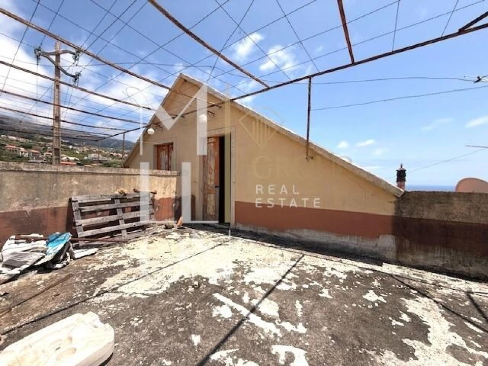 Moradia T5 para Venda em Arco da Calheta Foto 13
