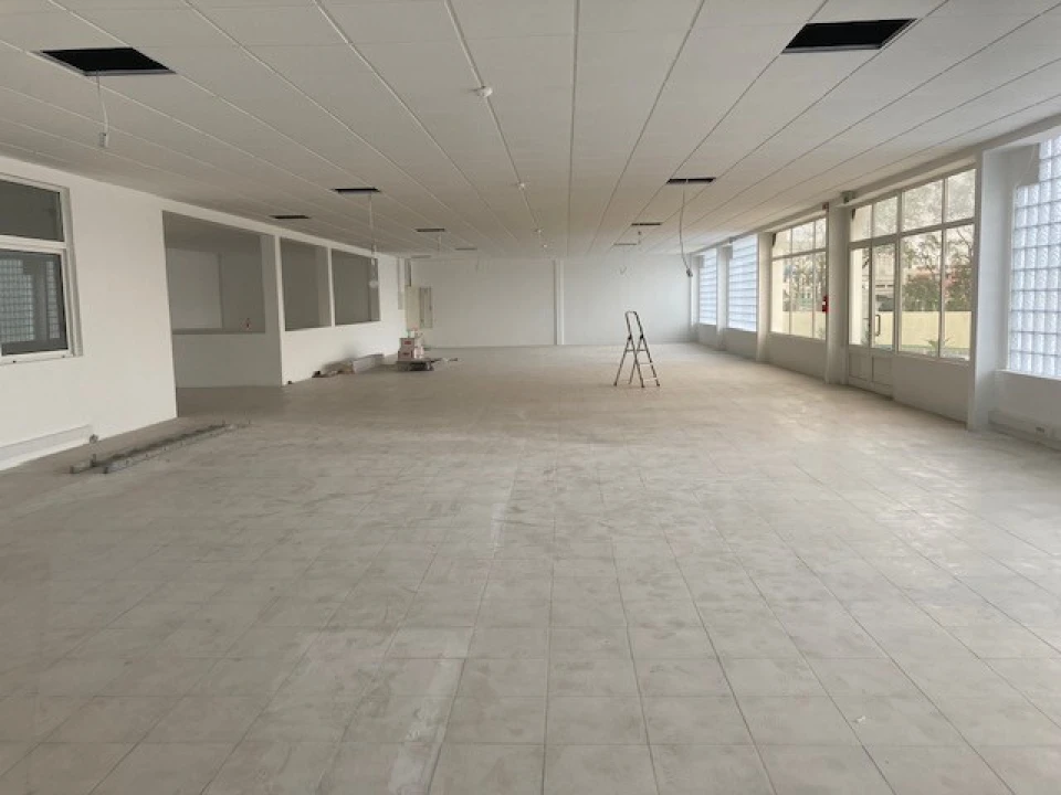 Armazém para Arrendamento em Carregado e Cadafais Foto 1