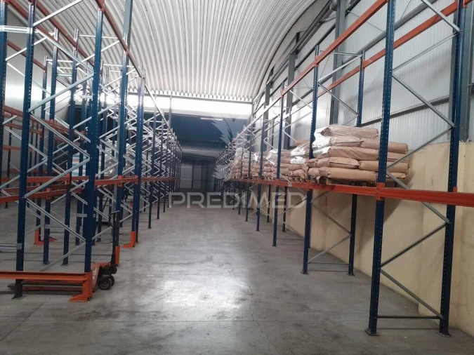Armazém para Venda em Seixal, Arrentela e Aldeia de Paio Pires Foto 6
