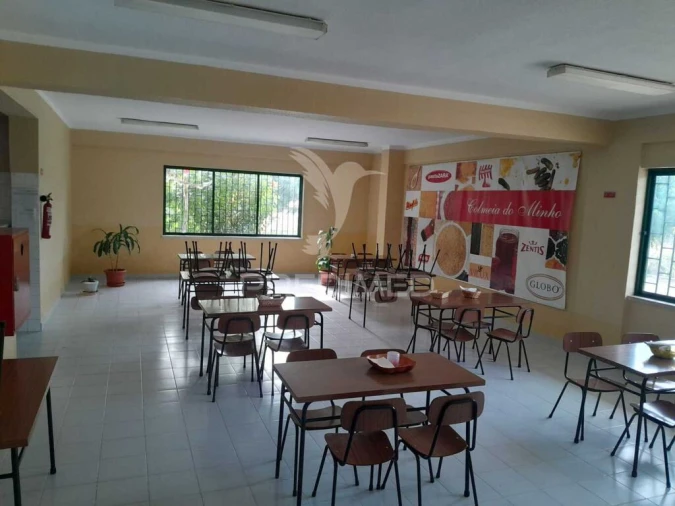 Armazém para Venda em Seixal, Arrentela e Aldeia de Paio Pires Foto 8