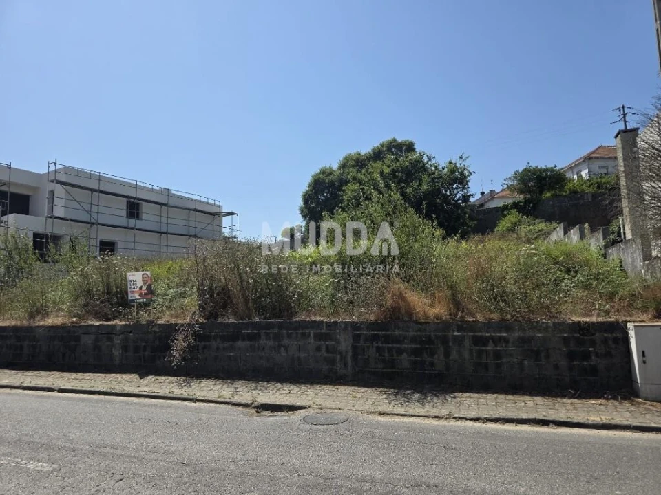 Terreno para Venda em Salreu Foto 8