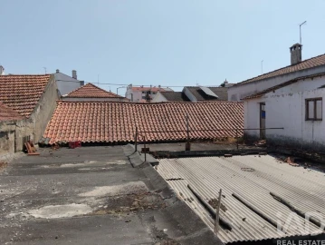 Moradia T6 para Venda em Almeirim