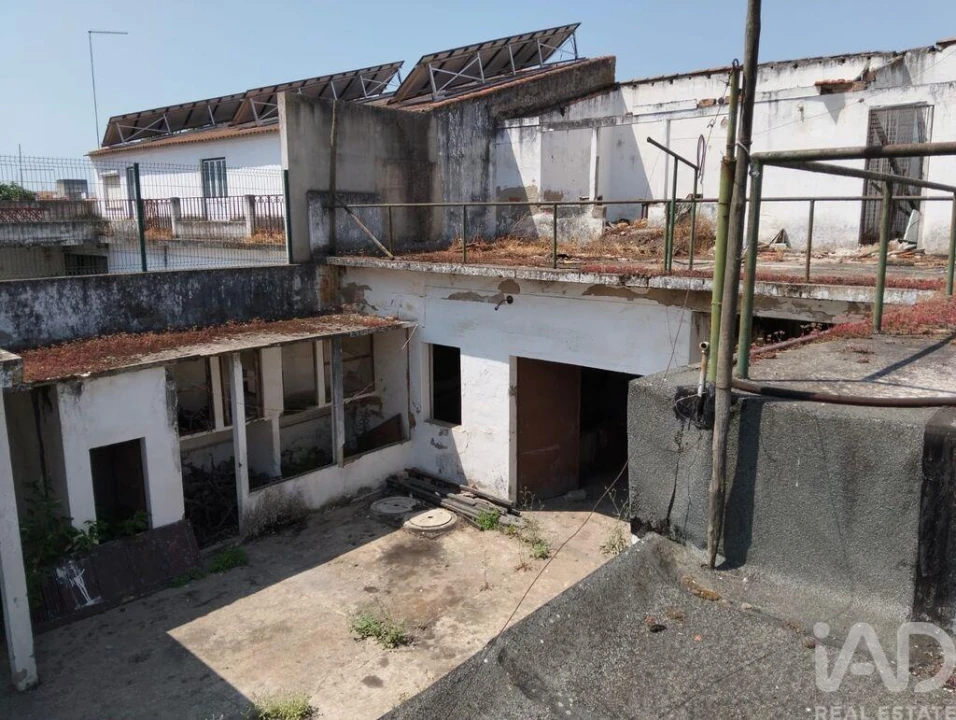 Moradia T6 para Venda em Almeirim Foto 22
