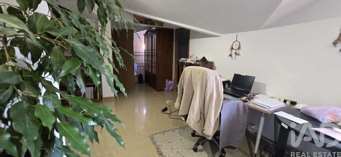 Moradia T2 para Venda em Vila Verde dos Francos Foto 18