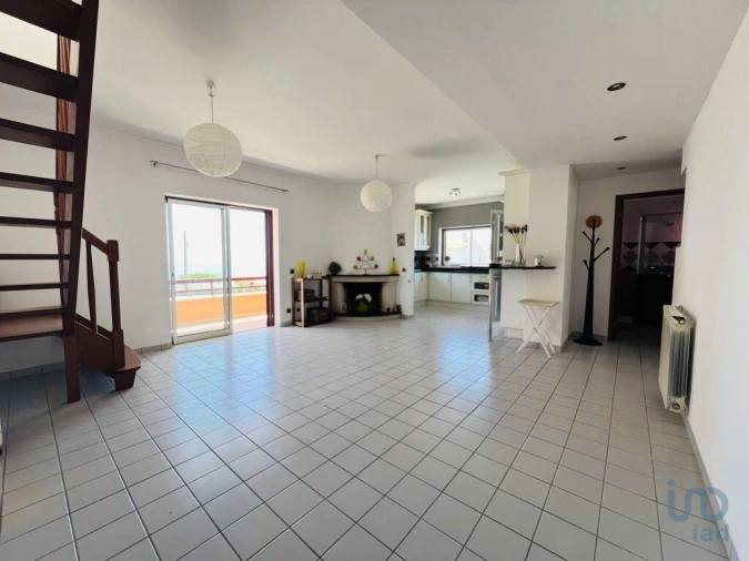 Apartamento T2 para Venda em Pataias e Martingança Foto 2