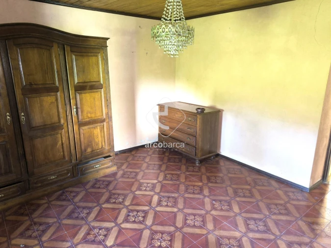 Moradia T3 para Venda em Coura Foto 29