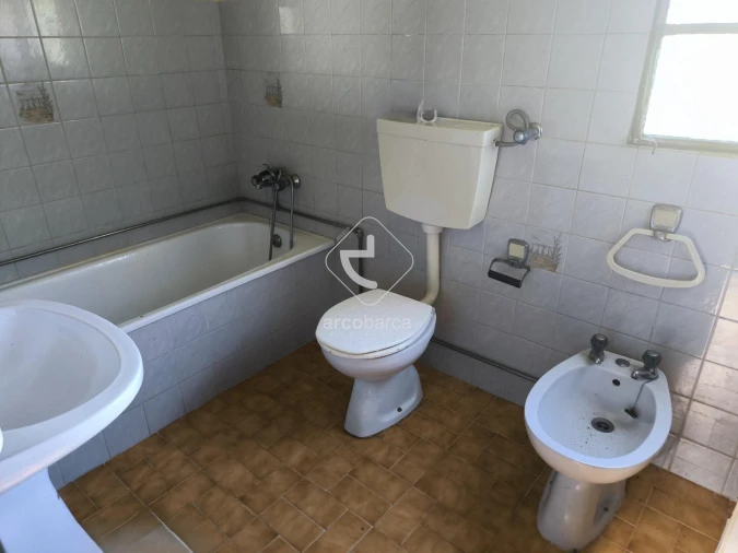 Moradia T3 para Venda em Coura Foto 20