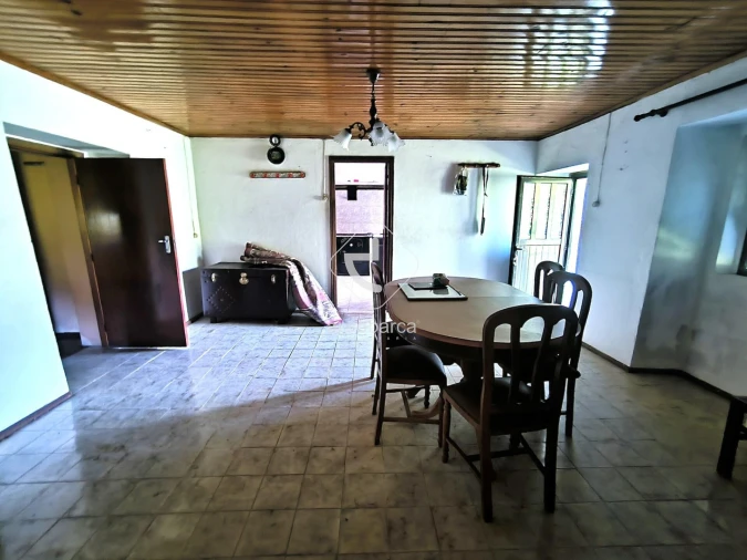 Moradia T3 para Venda em Coura Foto 14