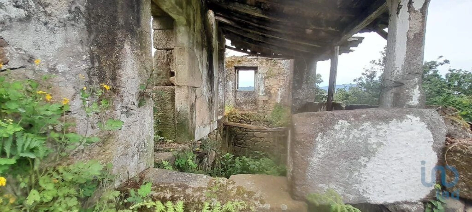 Moradia T3 para Venda em Fontoura Foto 4