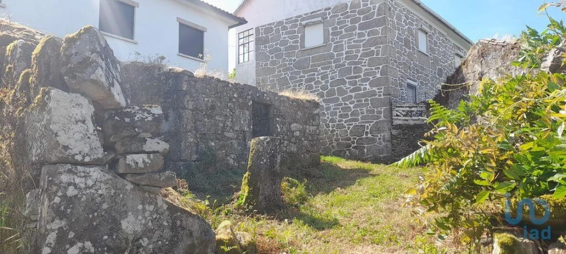 Moradia T3 para Venda em Fontoura Foto 1
