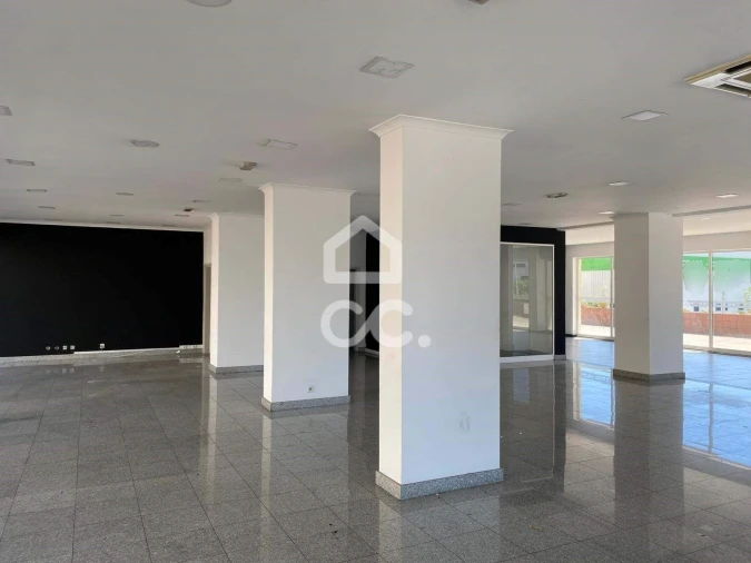 Negócio para Arrendamento em Viseu Foto 5