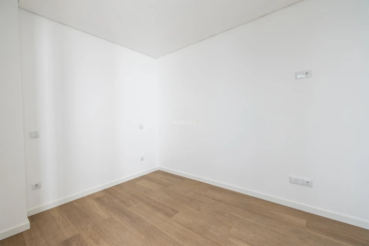 Apartamento T3 para Venda em Aljezur Foto 8