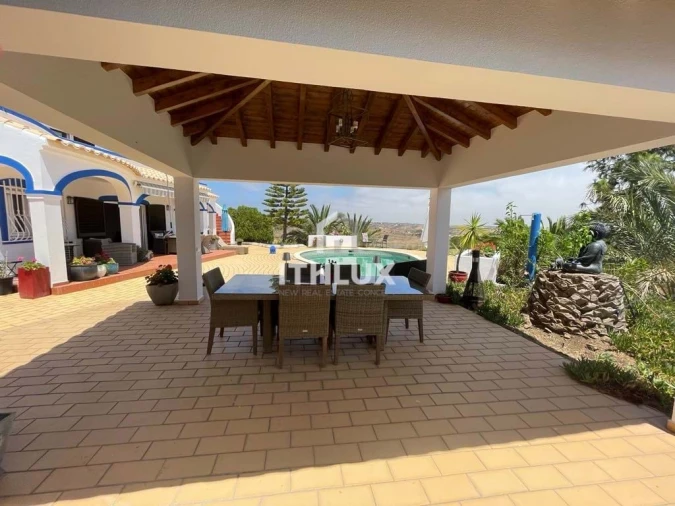 Moradia T5 para Venda em Conceição e Cabanas de Tavira Foto 11