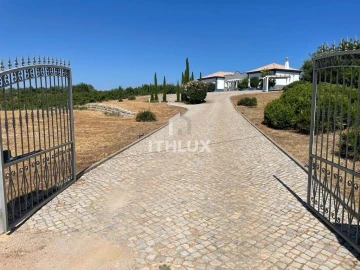 Moradia T6 para Venda em Tavira (Santa Maria e Santiago)