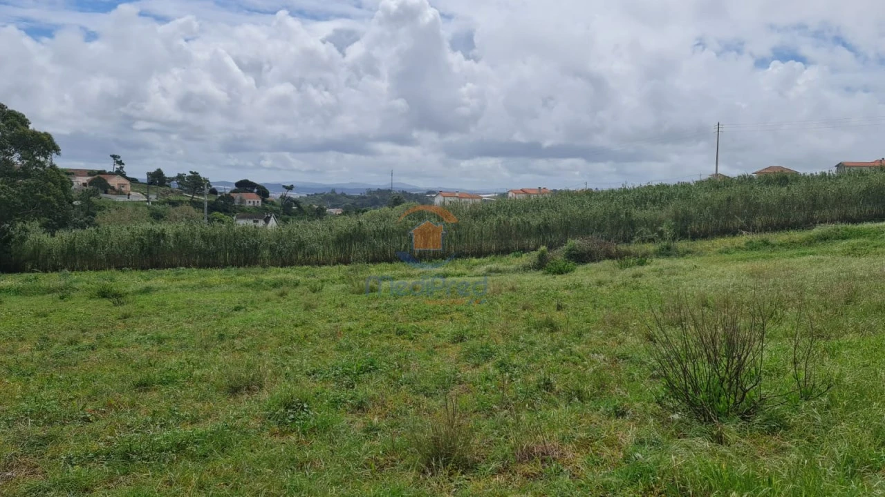 Terreno para Venda em A dos Cunhados e Maceira Foto 1