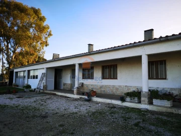Quinta T1 para Venda em Palmela