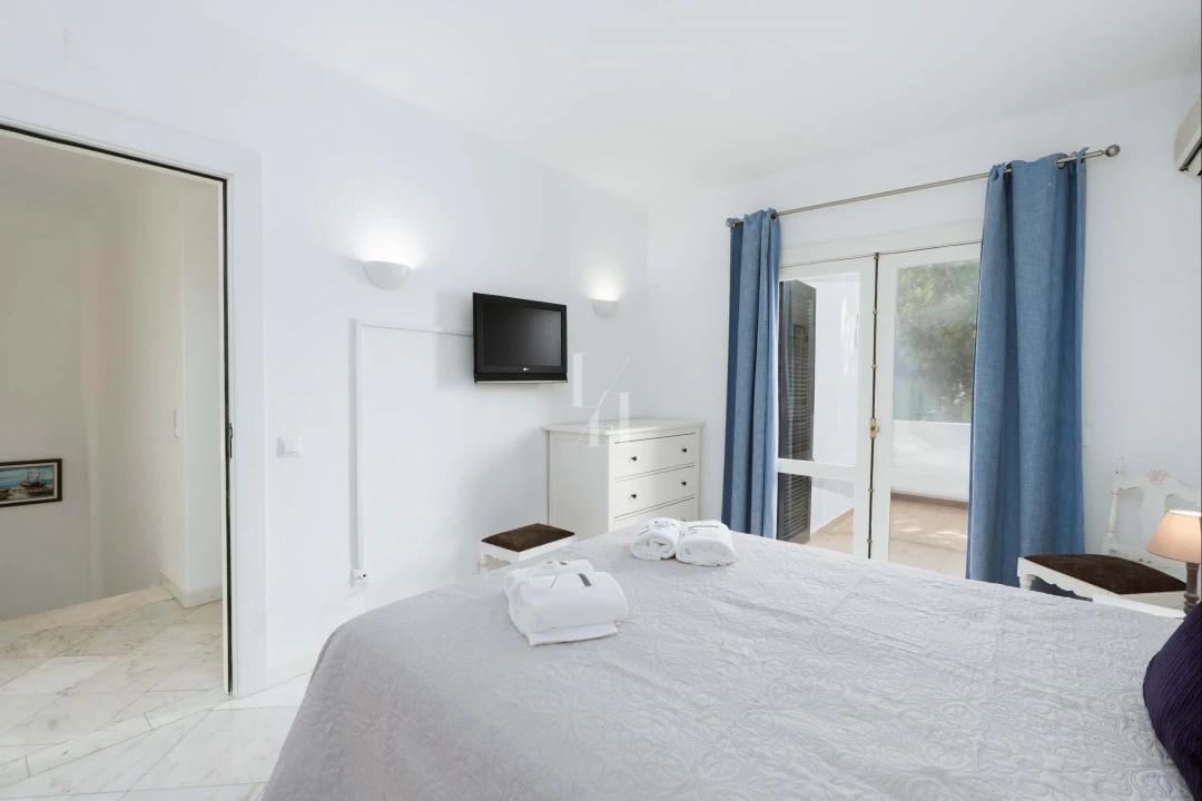 Moradia T3 para Arrendamento férias em Quarteira Foto 17