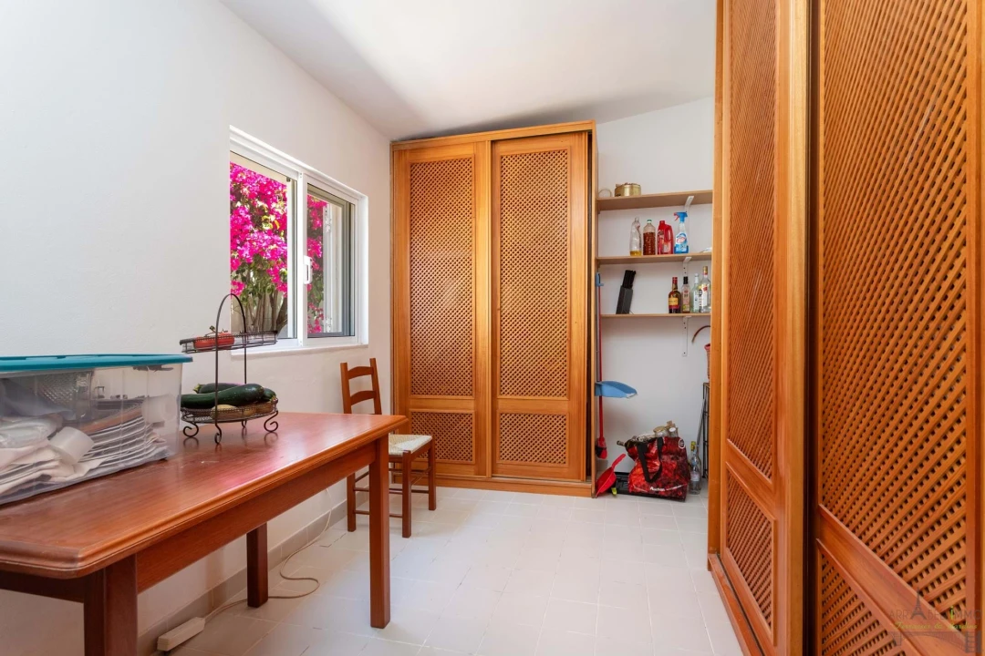 Moradia T3 para Venda em Santa Barbara de Nexe Foto 31