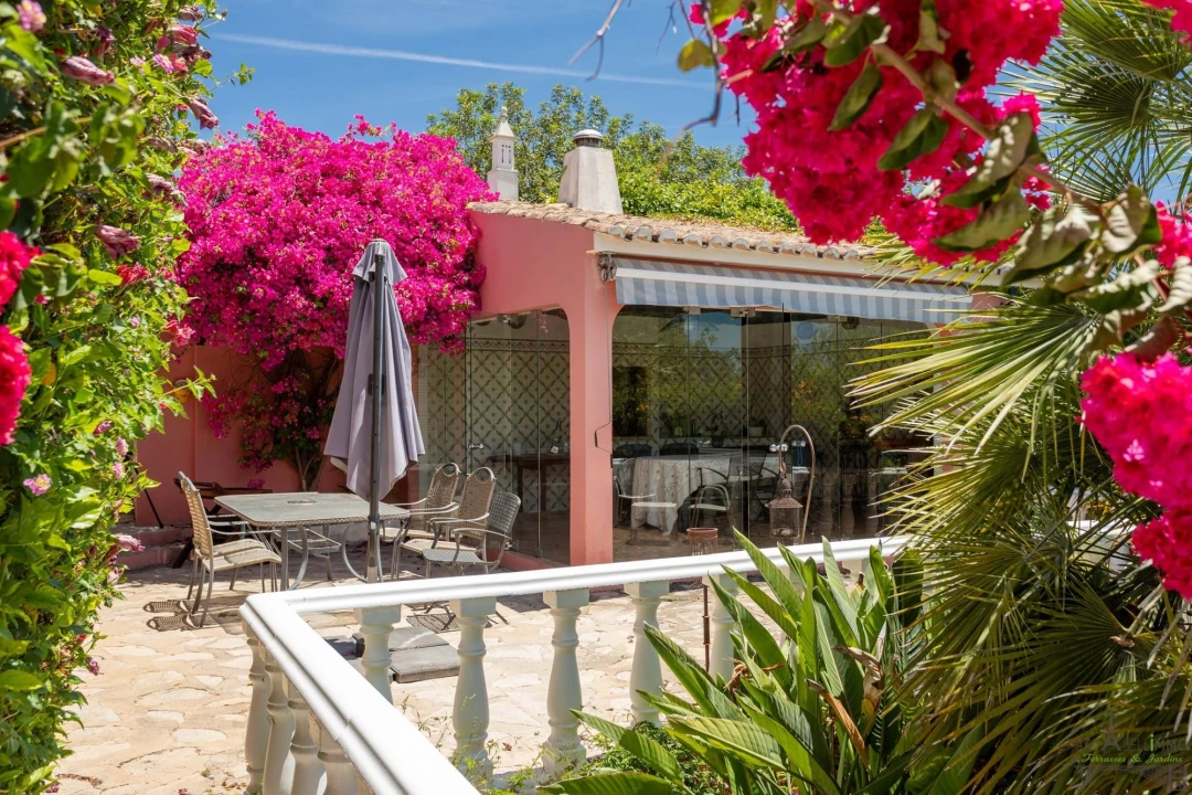 Moradia T3 para Venda em Santa Barbara de Nexe Foto 21