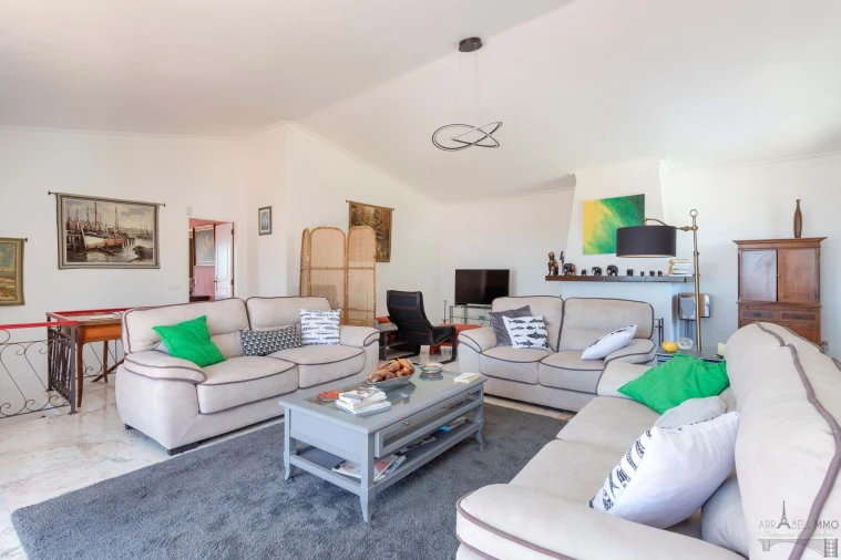 Moradia T3 para Venda em Santa Barbara de Nexe Foto 46