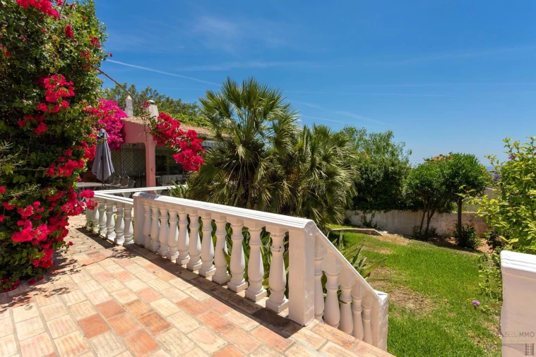 Moradia T3 para Venda em Santa Barbara de Nexe Foto 22