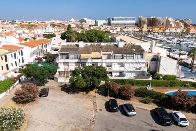 Moradia T3 para Venda em Quarteira