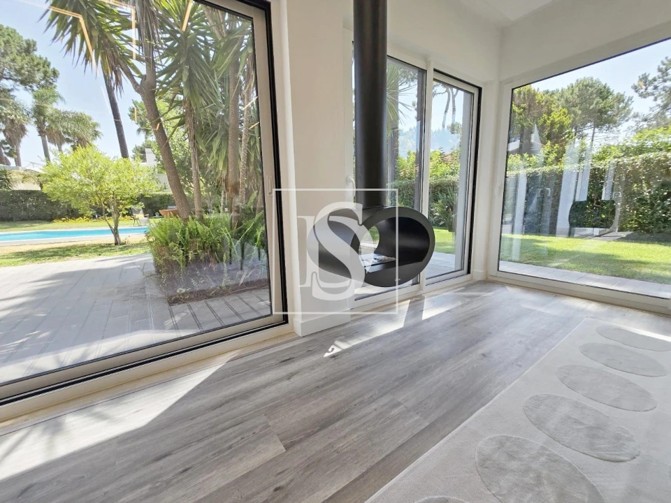 Moradia T4 para Venda em Charneca de Caparica e Sobreda Foto 6