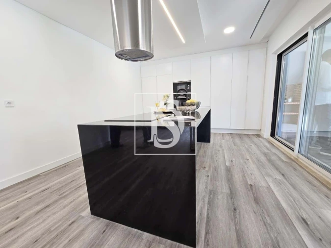 Moradia T4 para Venda em Charneca de Caparica e Sobreda Foto 7