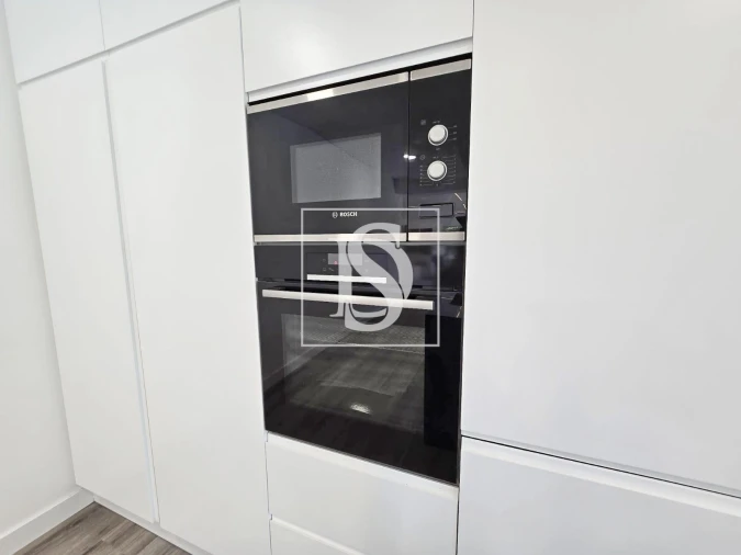 Moradia T4 para Venda em Charneca de Caparica e Sobreda Foto 9