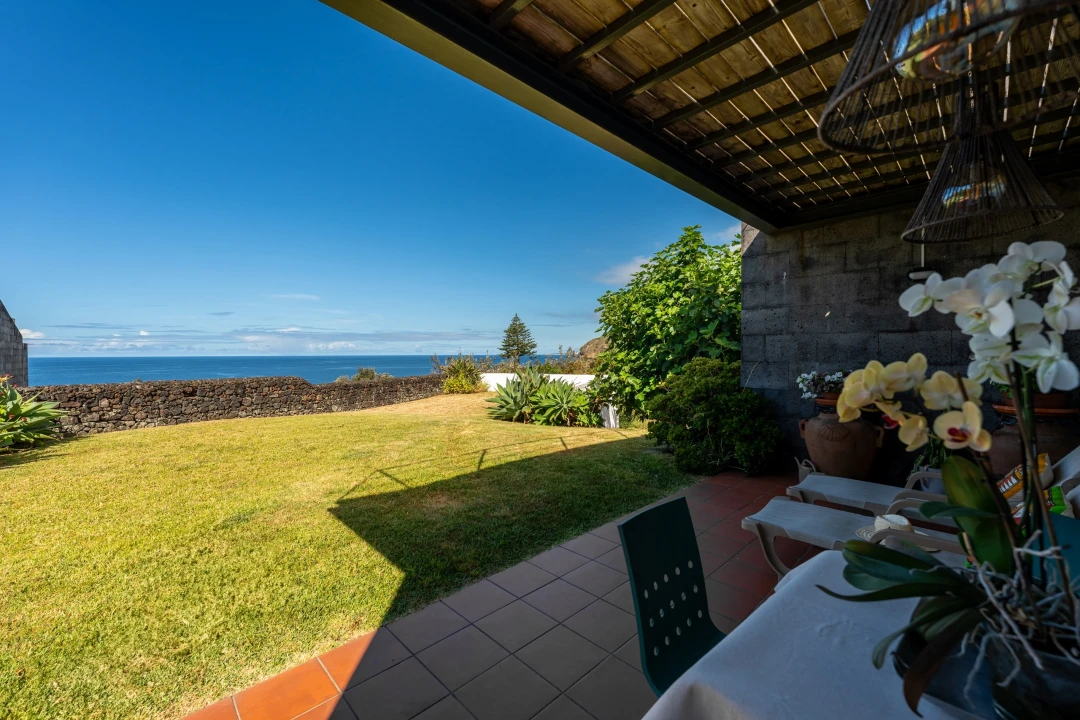 Moradia T3 para Venda em Agua de Pau Foto 9