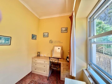 Moradia T5 para Venda em Loule (São Sebastião)