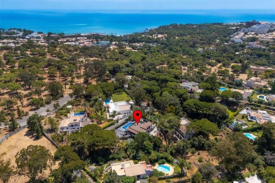 Moradia T5 para Arrendamento férias em Albufeira e Olhos de Água Foto 1