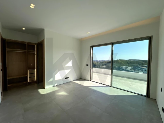 Moradia T3 para Venda em Monchique Foto 8