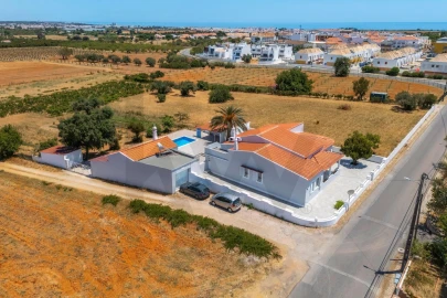 Moradia T5 para Venda em Vila Nova de Cacela