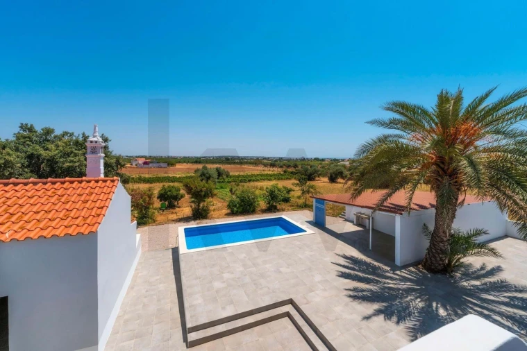 Moradia T5 para Venda em Vila Nova de Cacela Foto 6