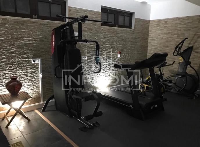 Moradia T6 para Venda em Aldeia da Mata Foto 14