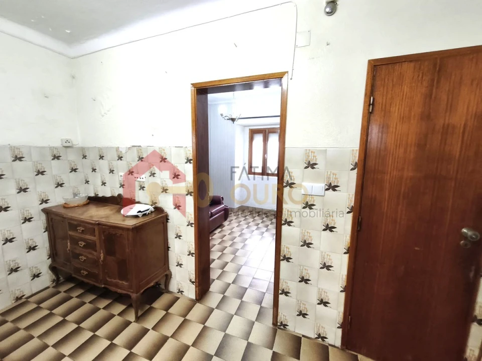 Quinta T2 para Venda em Assunção, Ajuda, Salvador e Santo Ildefonso Foto 6