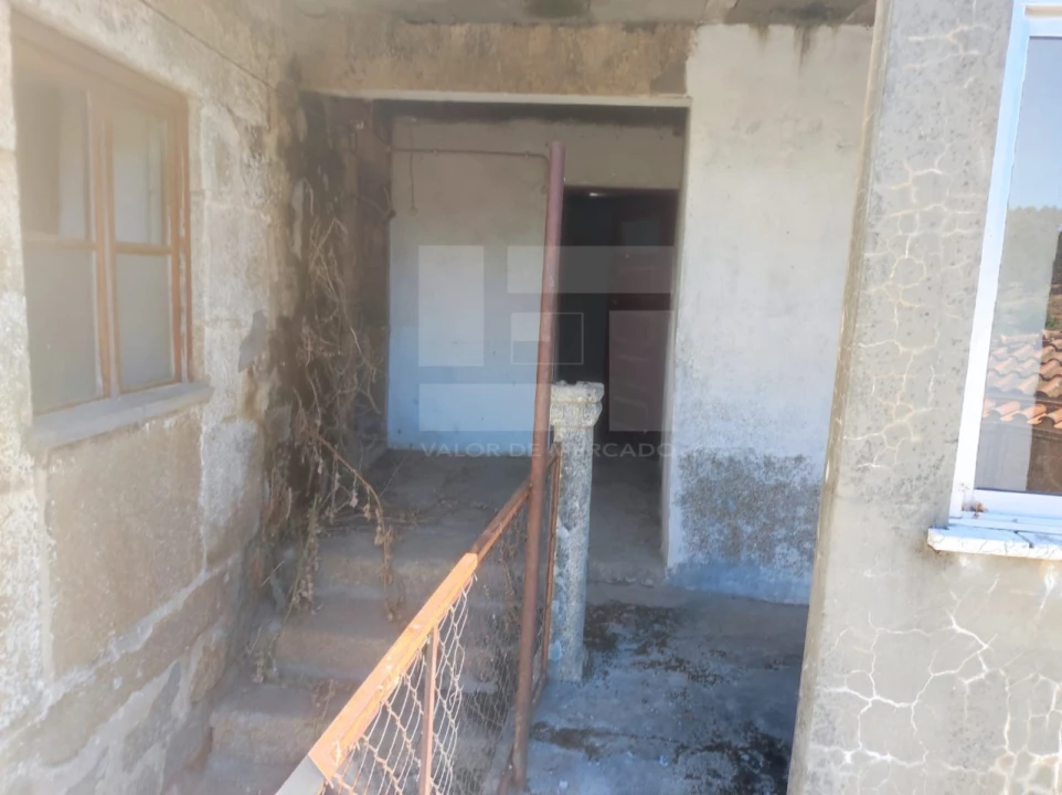 Moradia T4 para Venda em Sernancelhe e Sarzeda Foto 17