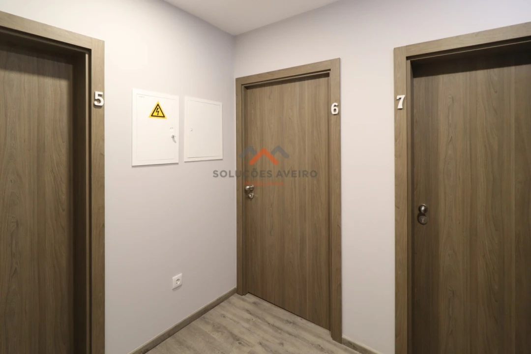 Prédio para Venda em Glória e Vera Cruz Foto 11