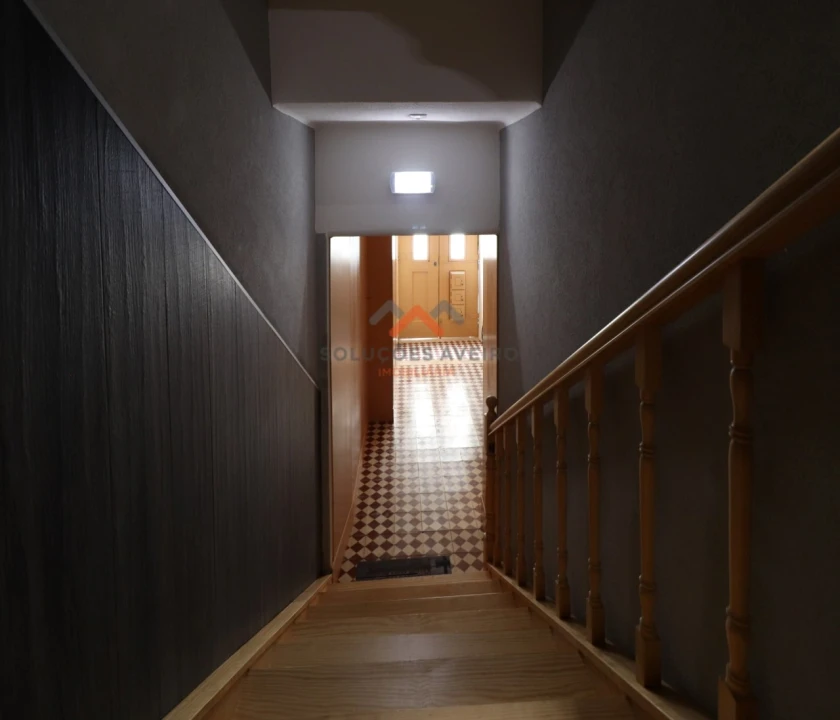 Prédio para Venda em Glória e Vera Cruz Foto 77